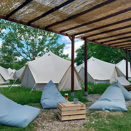Kampaoh Glamping