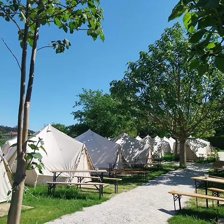 Glamping Kampaoh O Pedrouzo